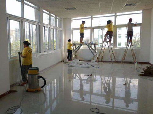 松江门面保洁电话 玻璃清洗公司电话 力荐上海常常保洁服务